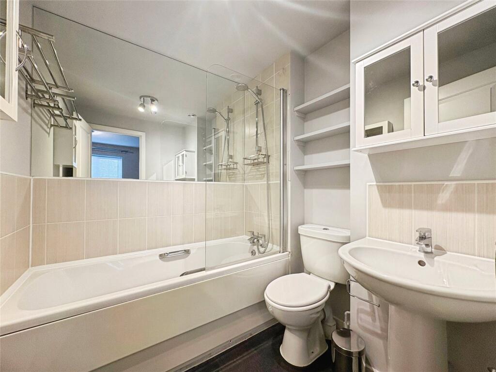 Ensuite