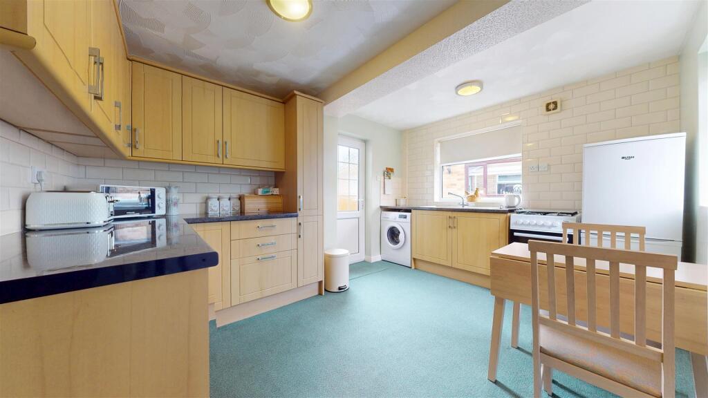 Woolacombe Avenue Kitchen Diner