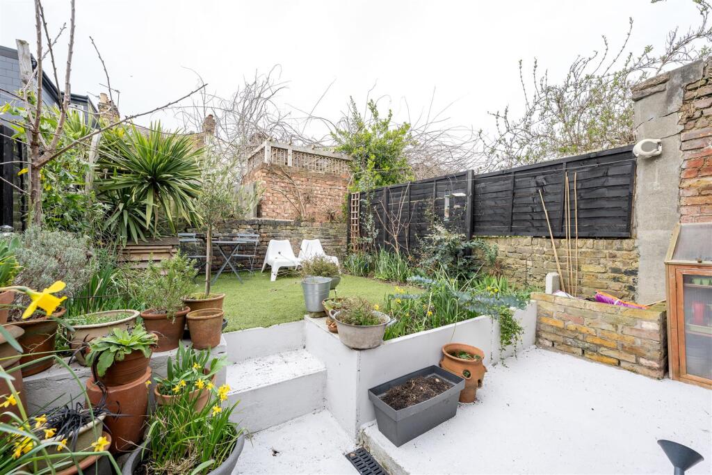 Ramsay Road E7