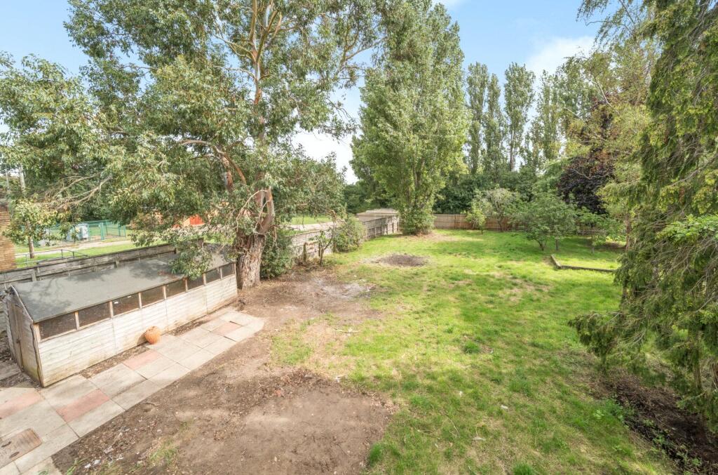 Rear Garden+shed