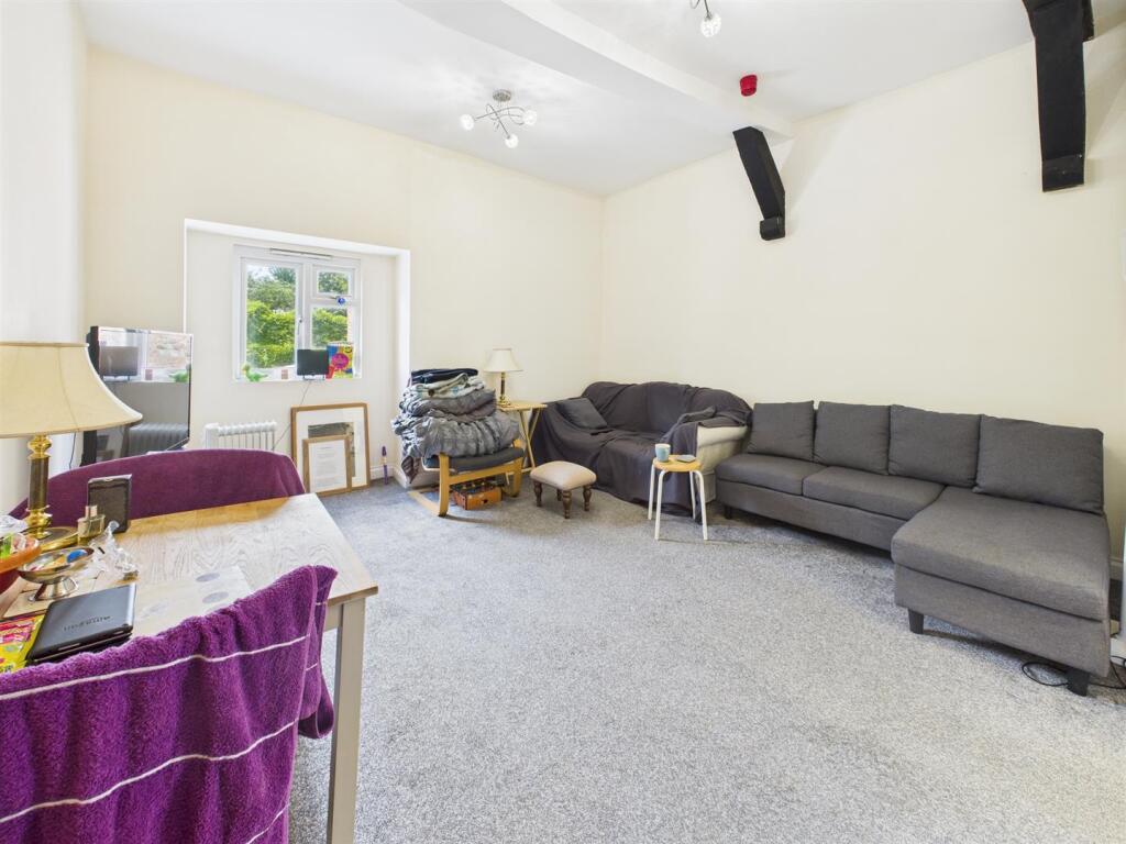 Flat 1