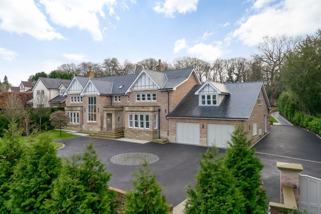 Bradgate Road, Bowdon