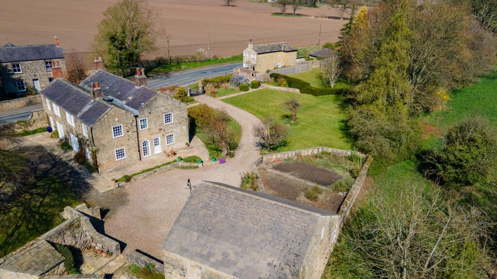 Ariel view of house 