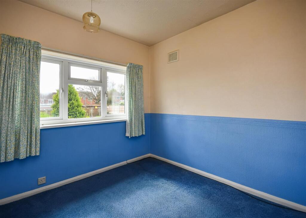 33 Springhill Lane-Bedroom 3.jpg