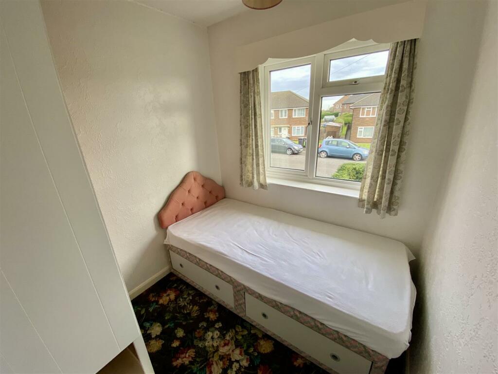 Bramleys Estate Agents - Slipper Lane - Mirfield (