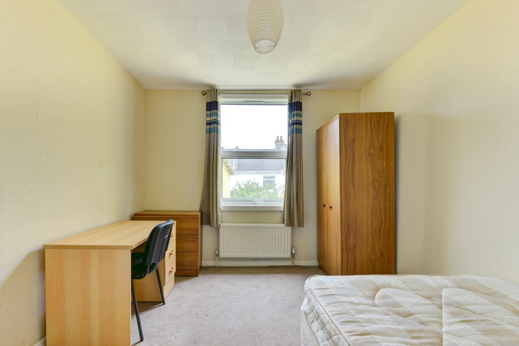 183 Queens Park Road Bedroom 4 (2)