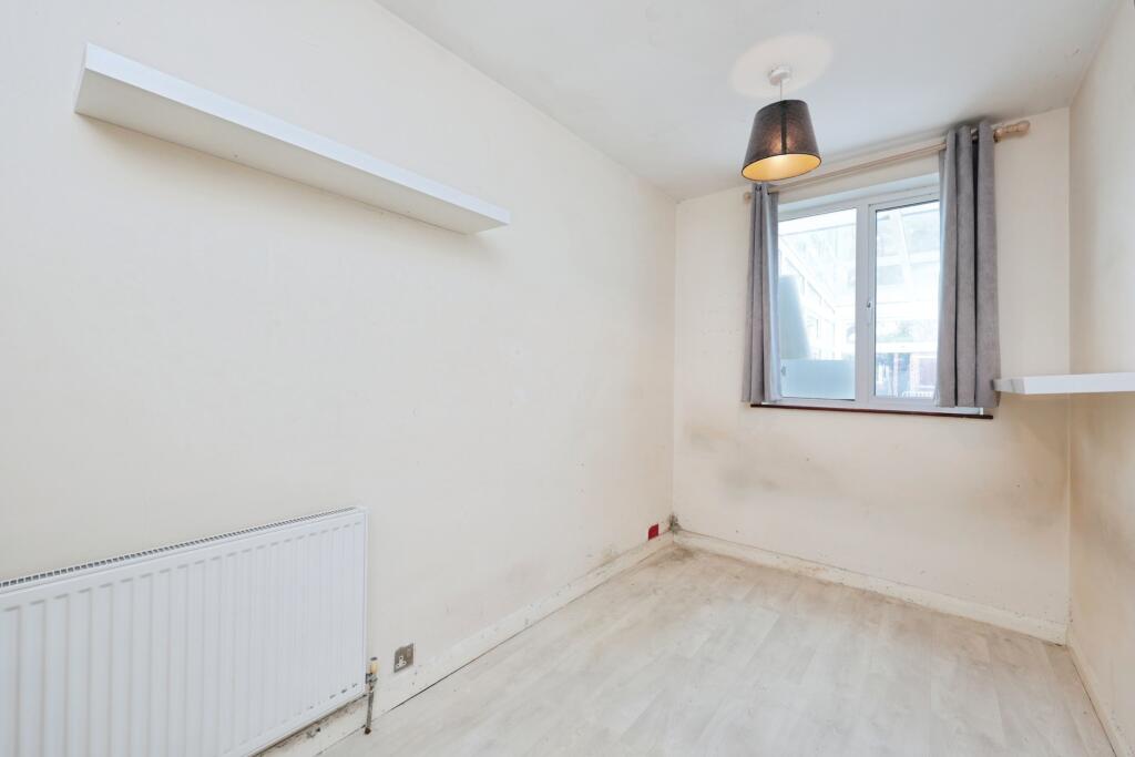 Reception/Bedroom