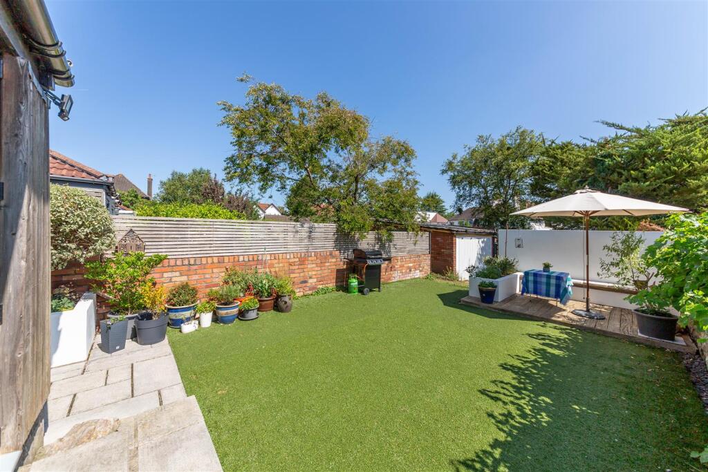 Dublin Crescent (1).jpg