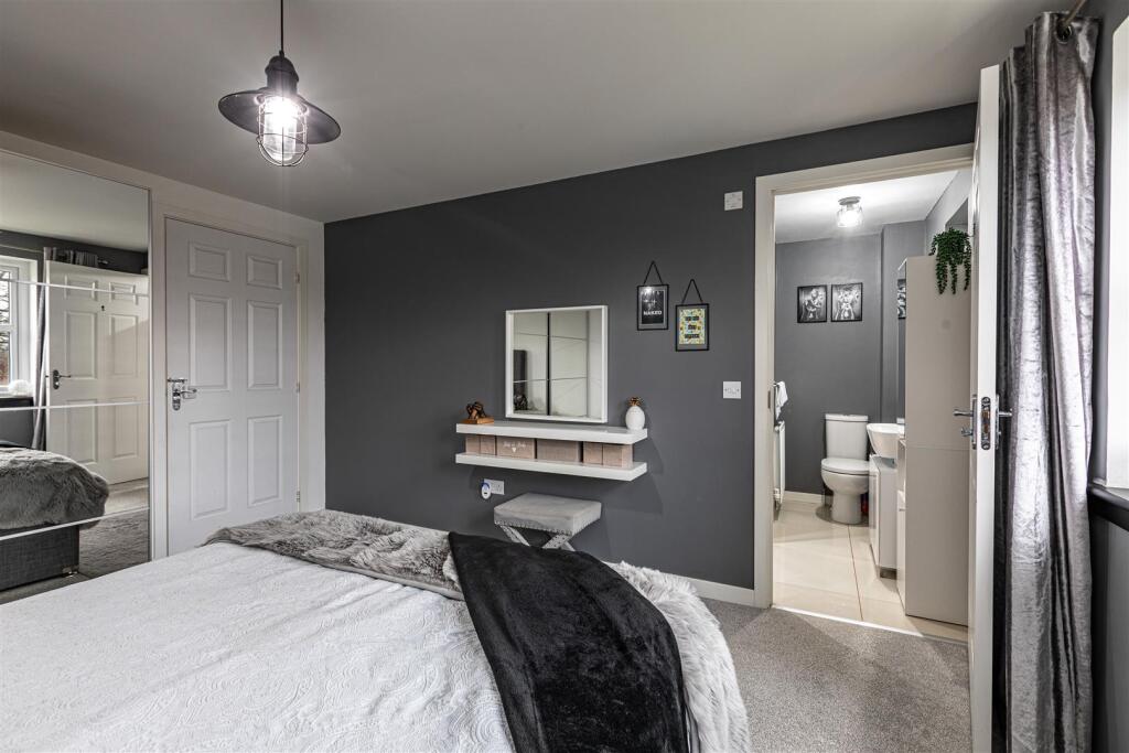 13 Kingfisher Grove Galashiels 24.JPG