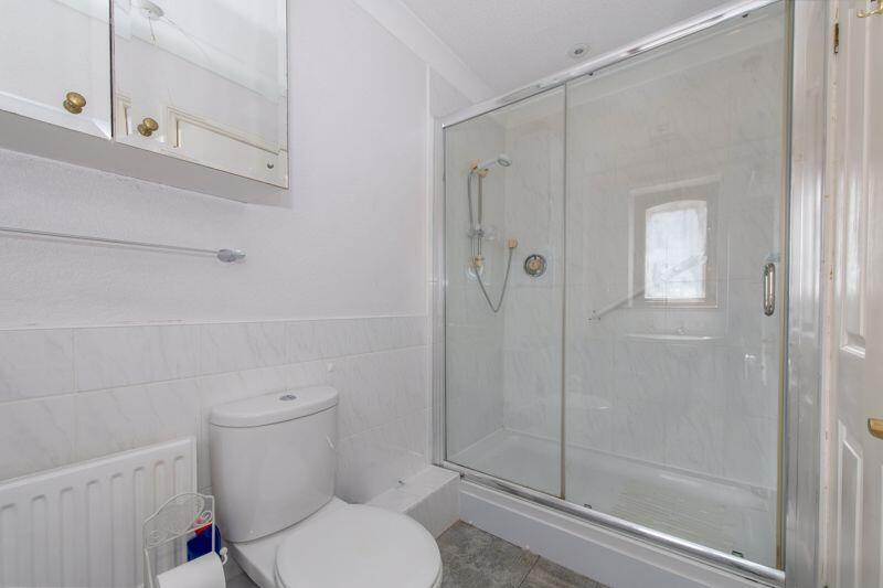 En suite shower room
