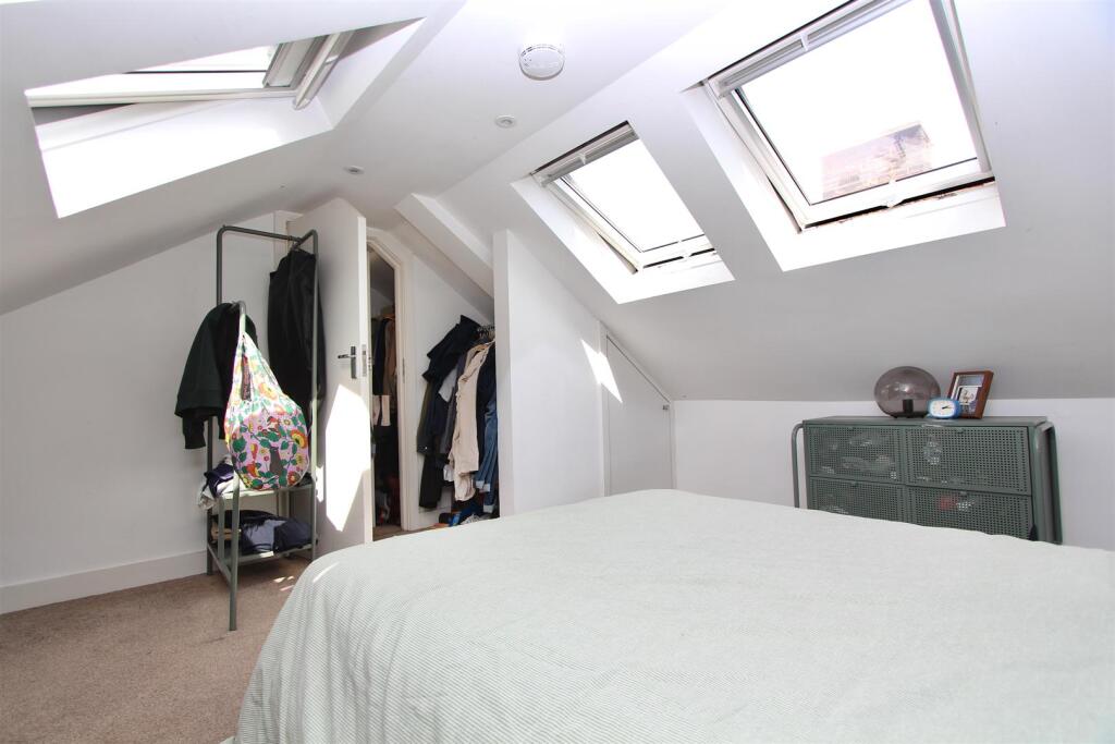 Stoke Newington High Street, N16