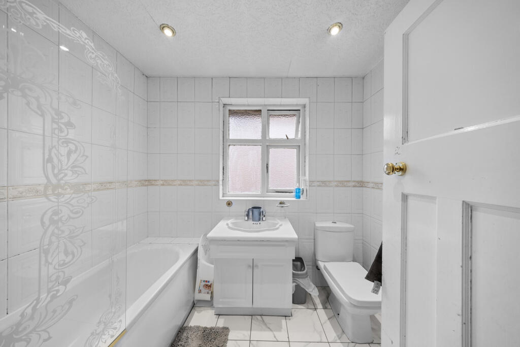 Family bathroom