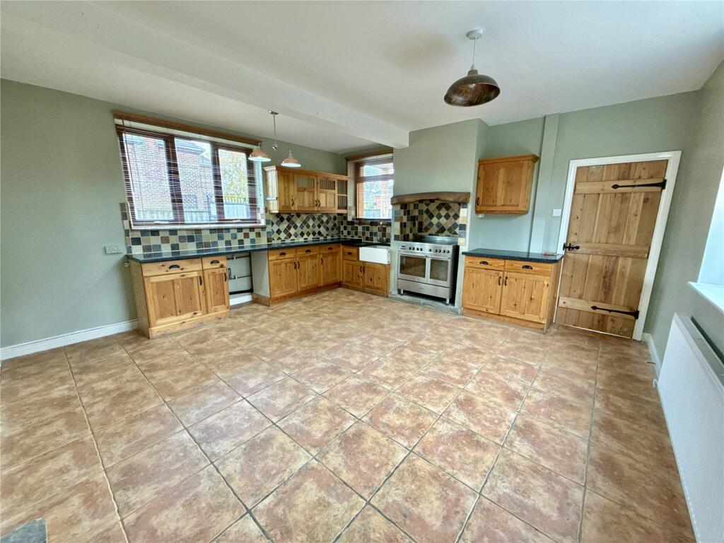 Kitchen/Dining Room