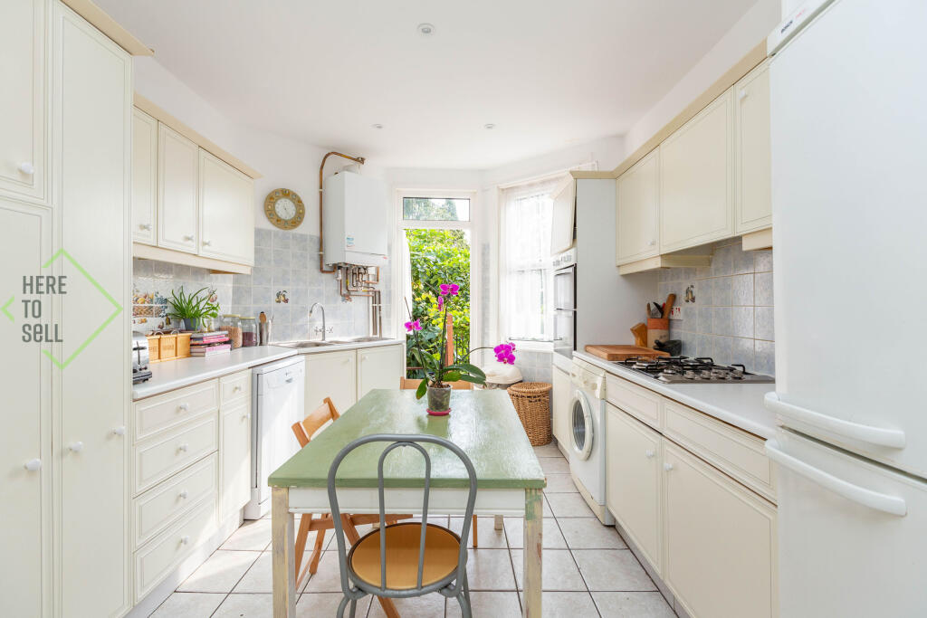 10 Hillside Avenue, N11 3DE-14