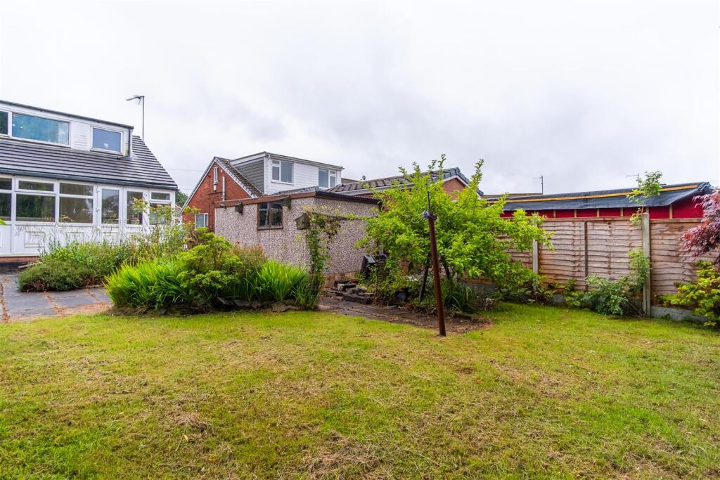 St. Helens Road, Chorley