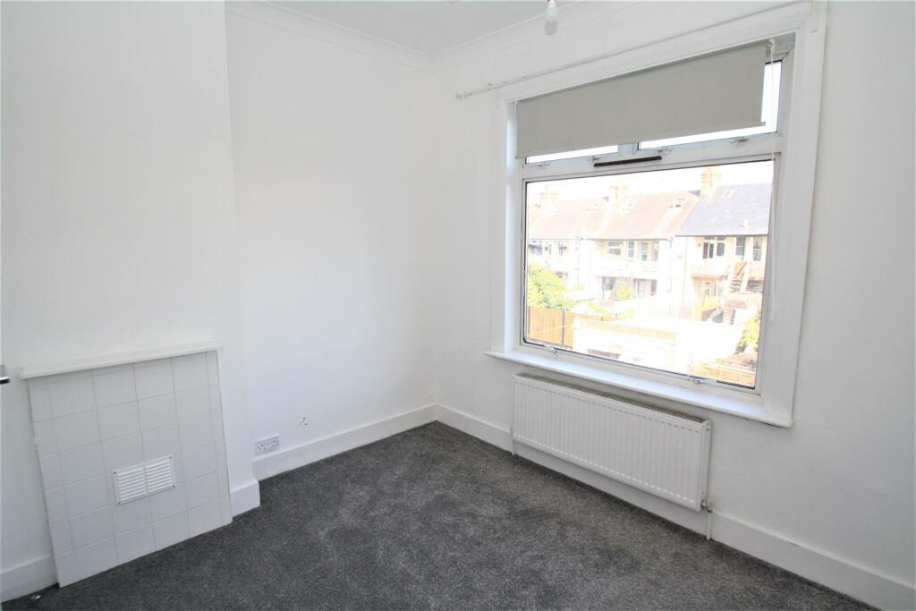 Bedroom1.JPG