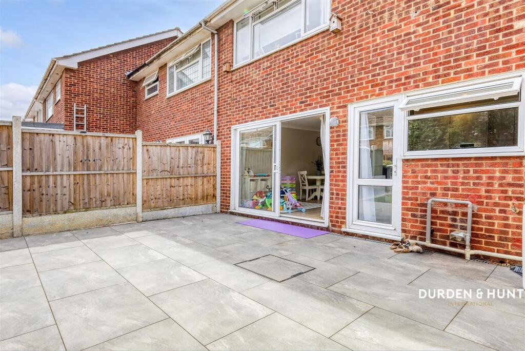 Duxford Close