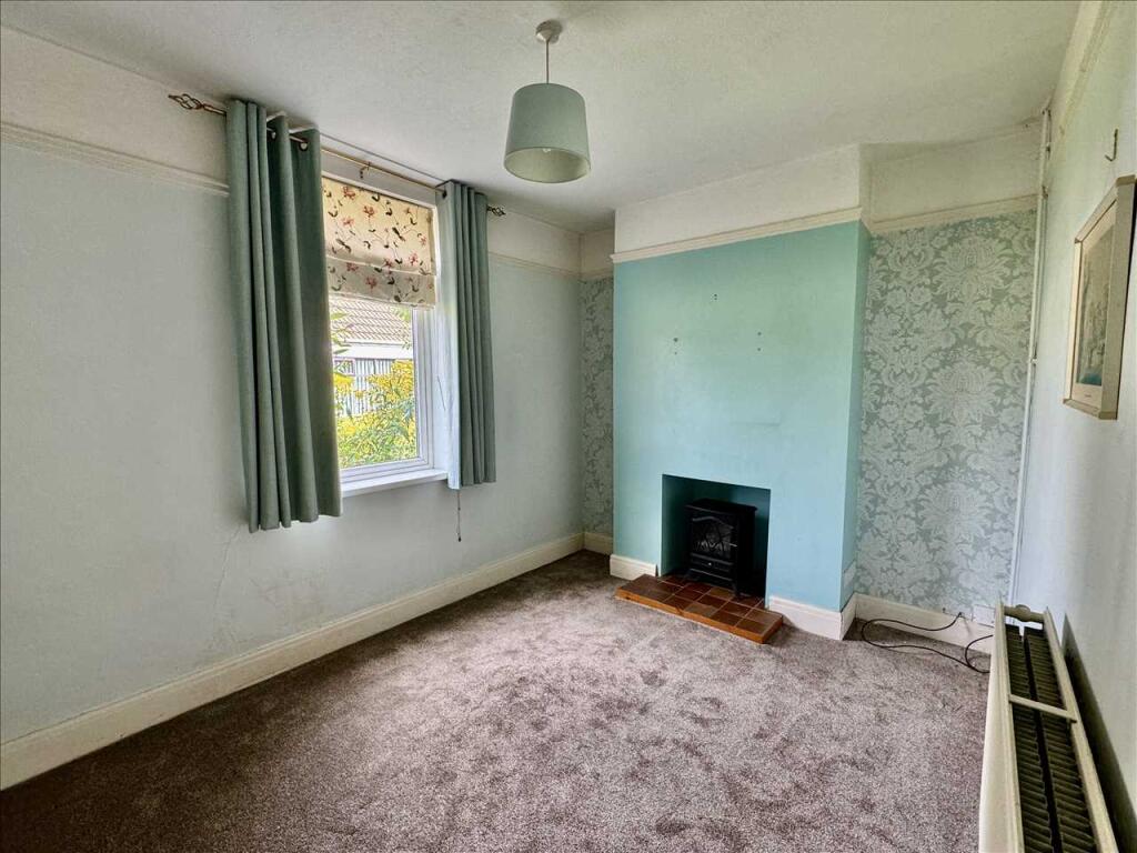 SITTING ROOM