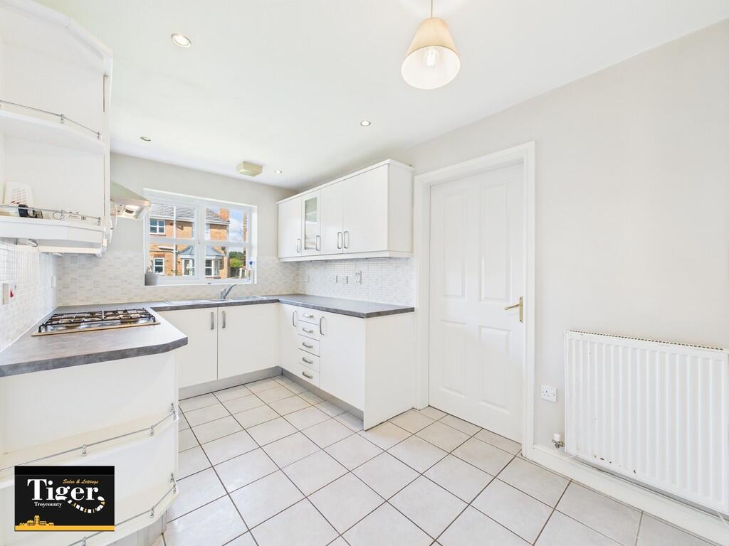 CAM03440G0-PR0371...