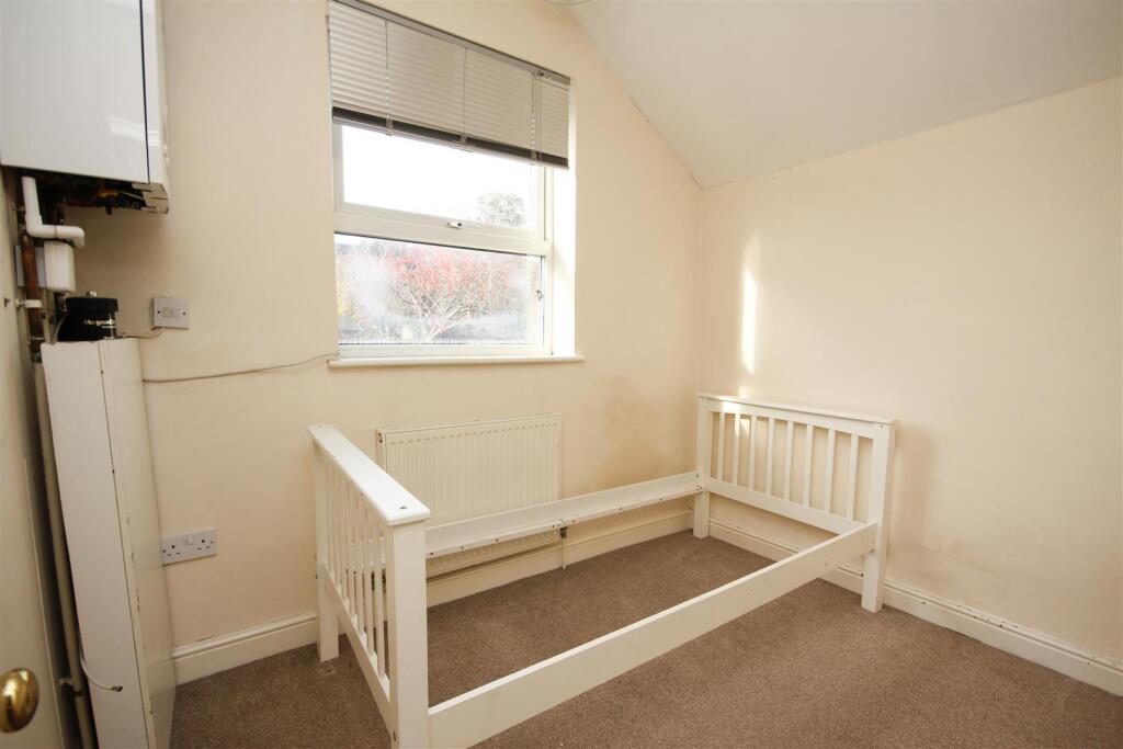 bed 3.JPG