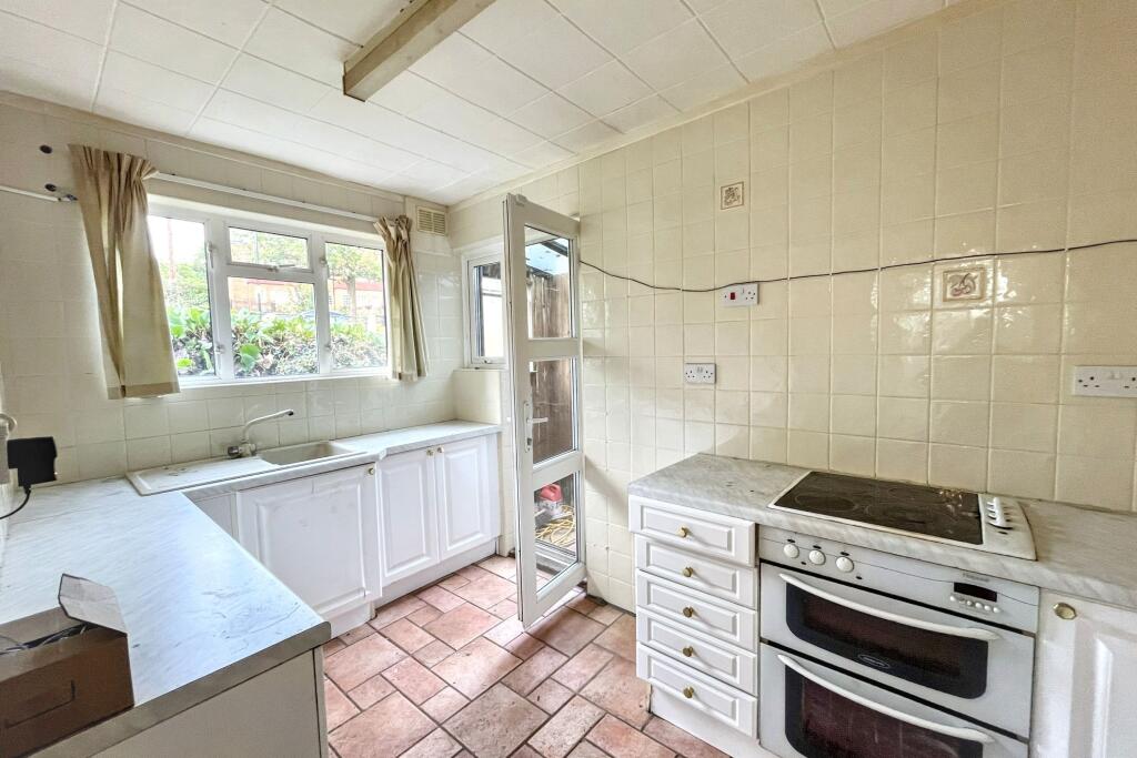 79 Riddlesdown Road, Purley, Surrey, CR8 1DH