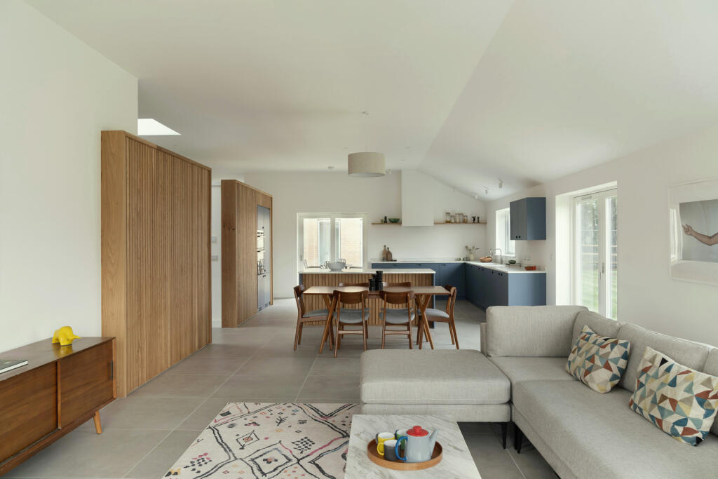 241079 - H05-THORNBOROUGH-PARK-48.jpg