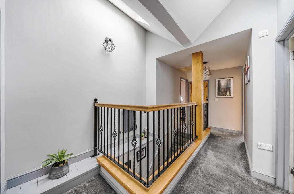 67aa17356961a-l-1238507 (16)