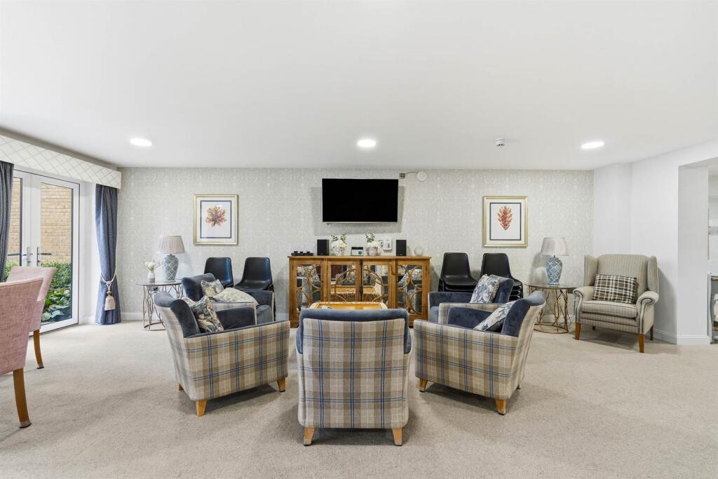 Coralie Court Building