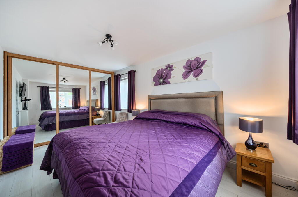 1298576-8-6838a5a...