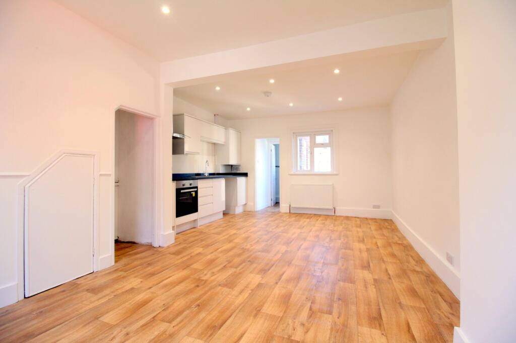 Stylish open plan de