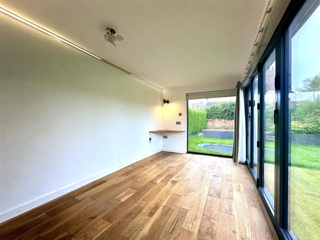 Garden House Office Aspect 2