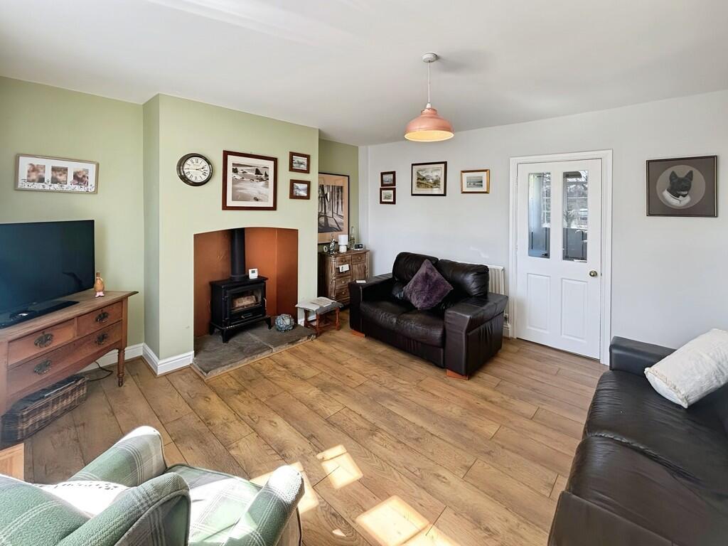 33f16e95-WhatsApp...