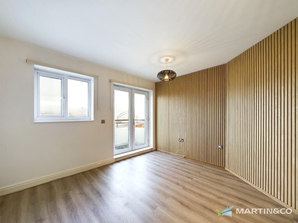 thumbnail_CAM0231...