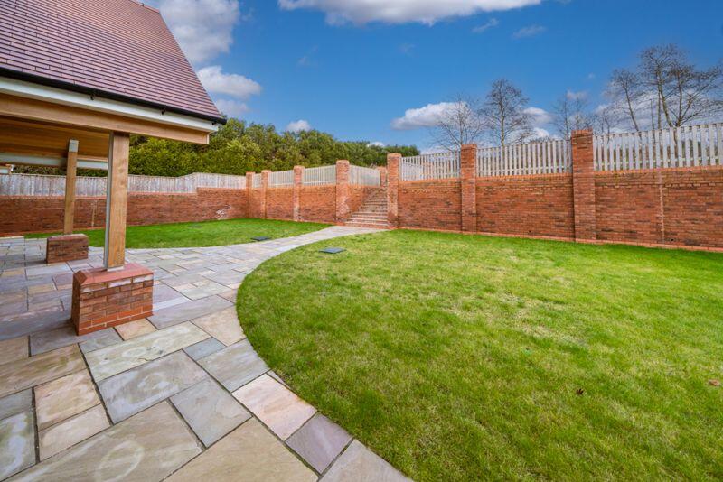 Rear garden &amp; patio