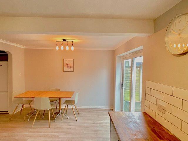 Open Plan Kitchen/Di