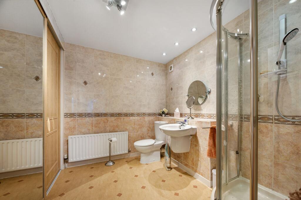 The ensuite shower room