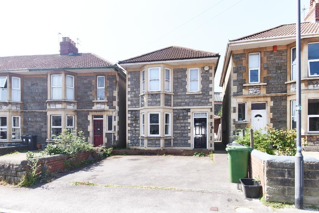 Front aspect photo 2