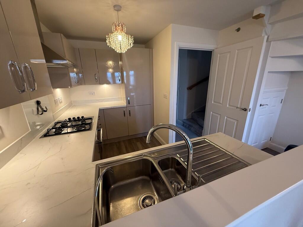 Kitchen 2