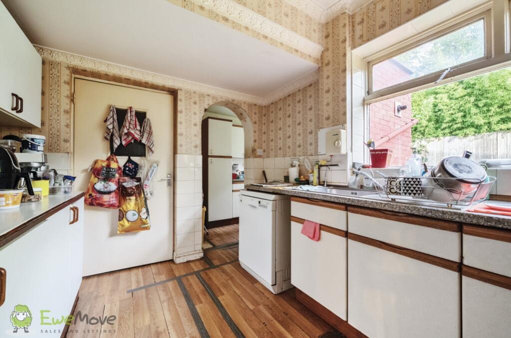 b850ff9a-d91c-4891-8570-3d6af11dc9c6