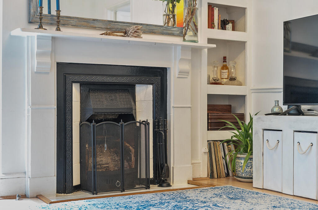 1328272-11-6887b5...