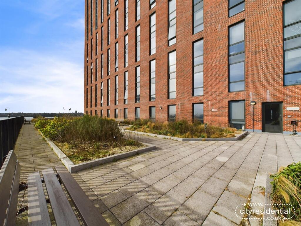 Park Central External Terrace.jpg