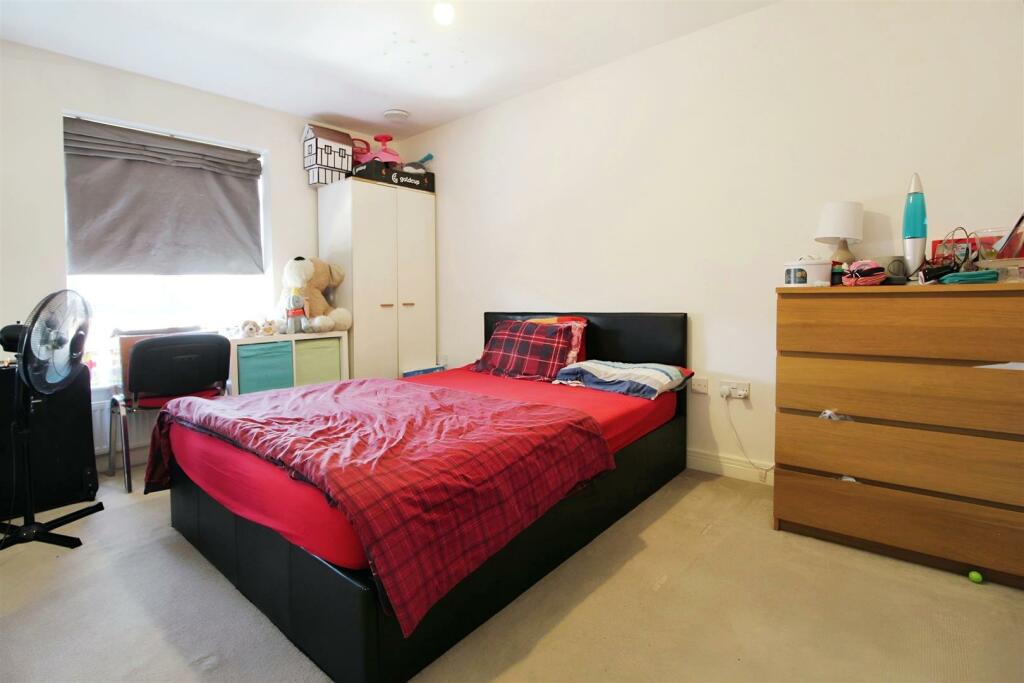 e26a2e54-bed 201.JPG