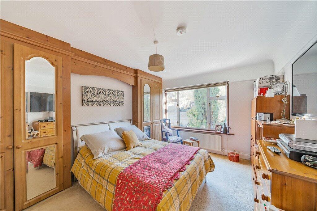 Davidson Frost-Wellings, DFW, The Highway, Bed.jpe