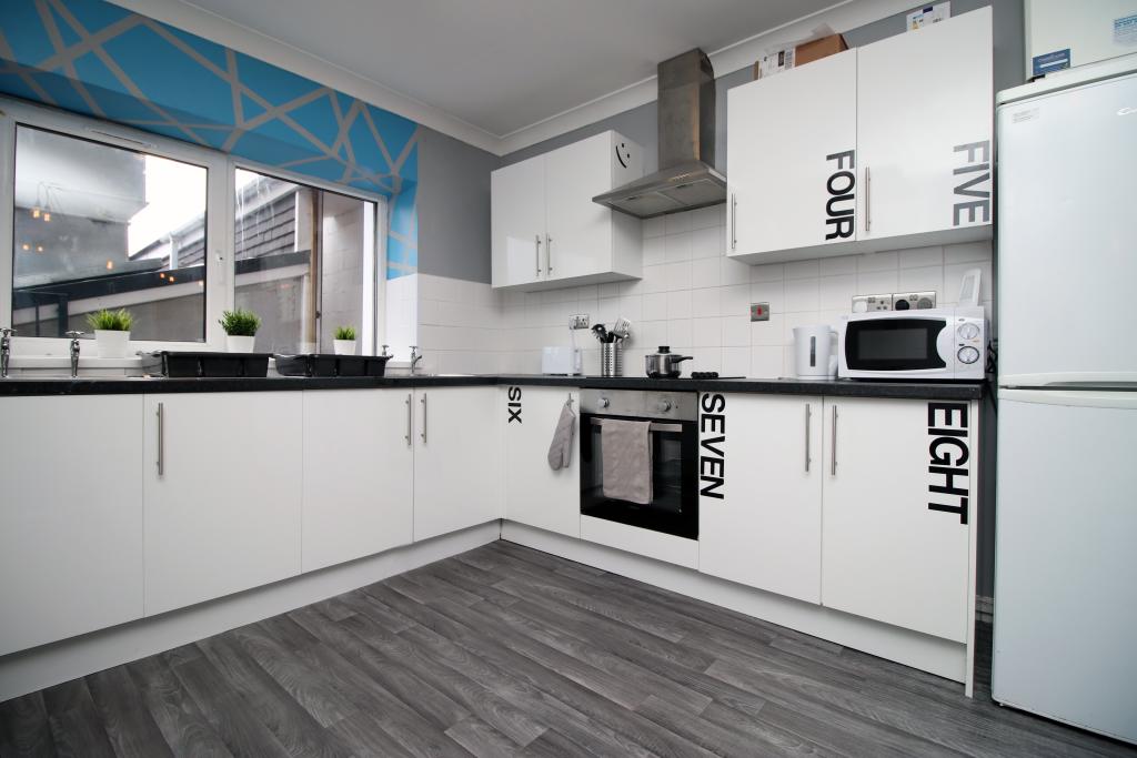 kitchen c
