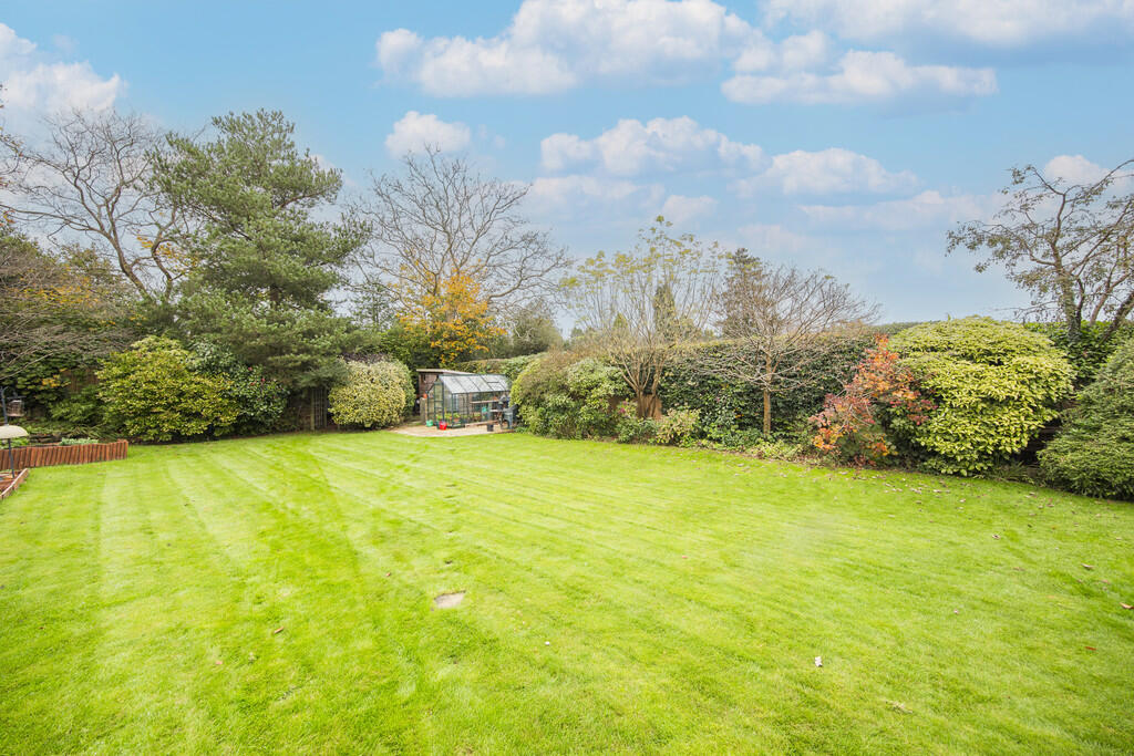 47 Bayham - garde...