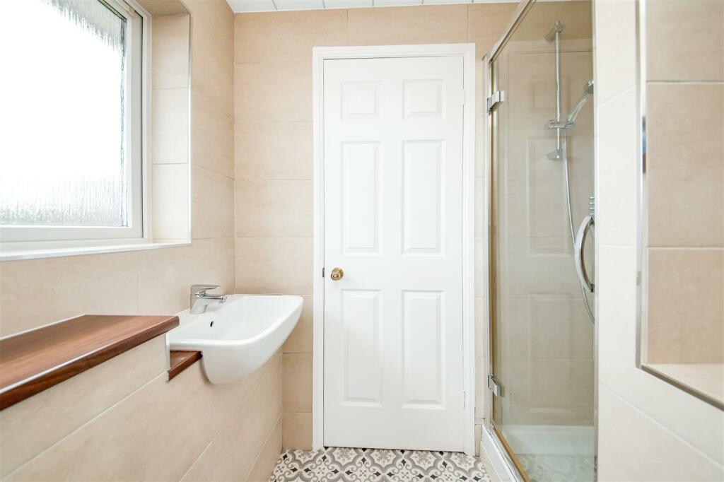 En-Suite Shower Room
