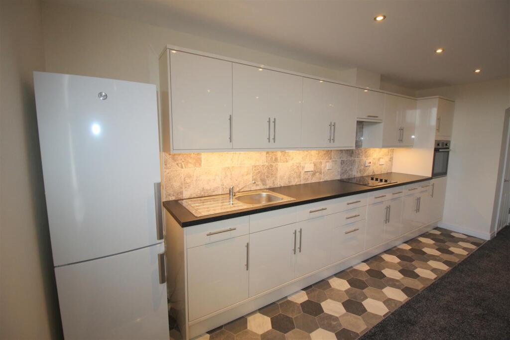 Back St Annes Road West, 42 Flat 4 Lounge-Kitchen 