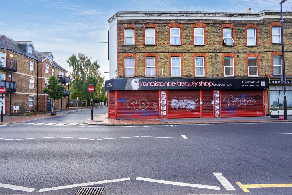 Flat 1, 110 Portland Road, South Norwood London, SE25 4PJ