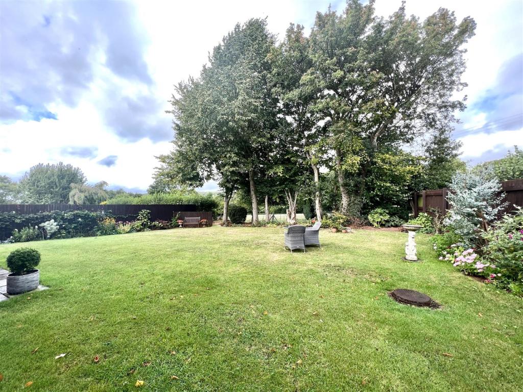GARDENS