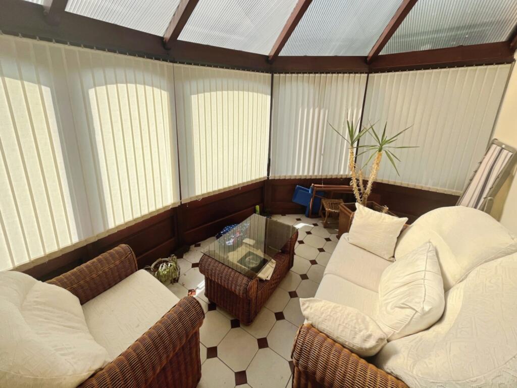 pbox-living_room-322841.jpg
